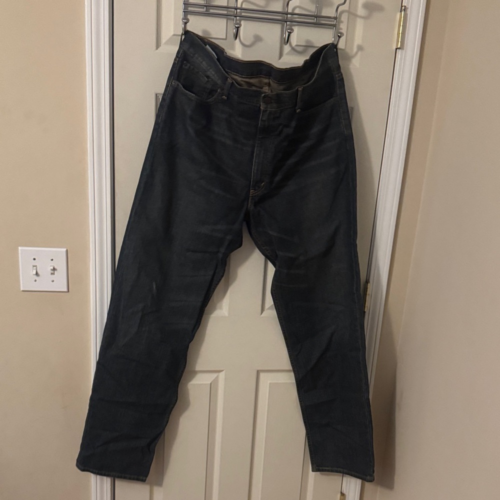 Levi’s Men's Classic Dark Denim Jeans